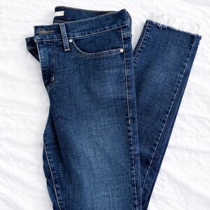 Levi's Women's Indigo Skinny Jeans with Frayed Hem